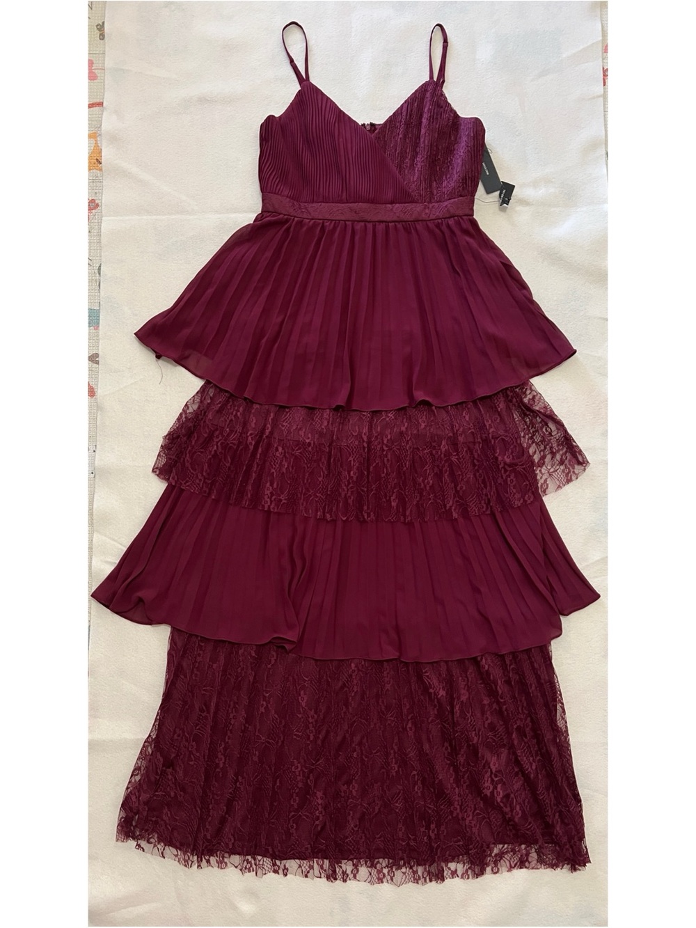 Lulus Burgundy Tiered Lace Maxi Dress large NWT bridesmaid wedding guest - Picture 6 of 16